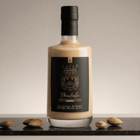 Mandorla Sicano è una crema di liquore alle Mandorle Siciliane, prodotto in modo artigianale.