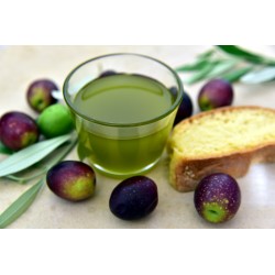 Olio Extra Vergine di Oliva Italiano prodotto da olive 100% siciliane